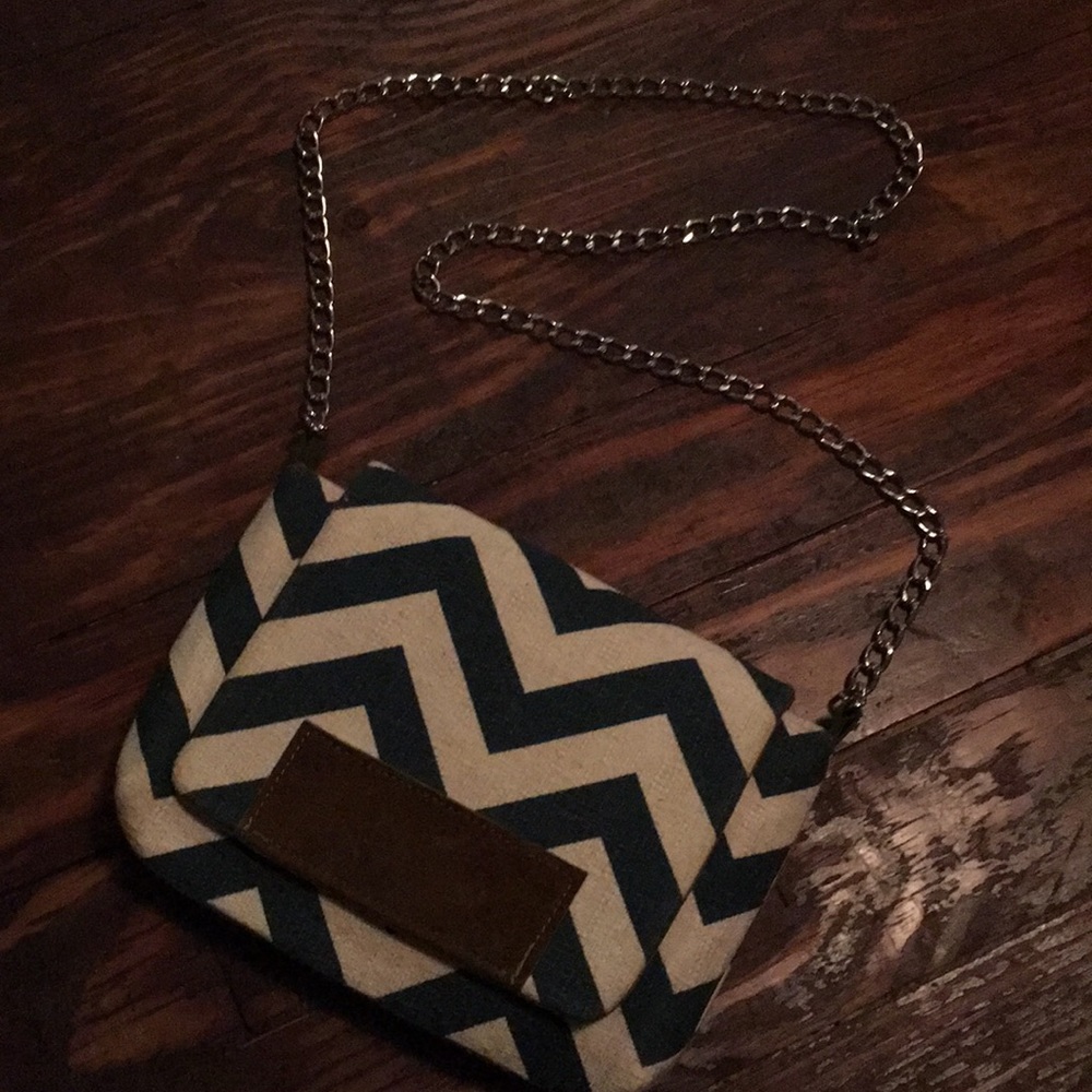 Shoulder bag